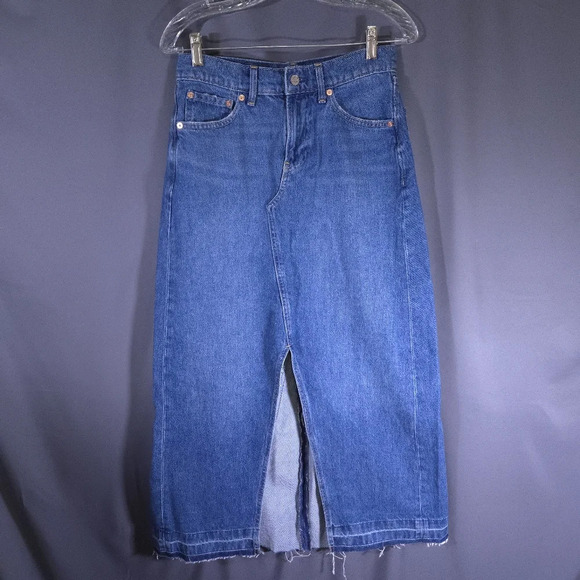 GAP Denim Maxi Skirt Medium Indigo Wash Modest Western Boho Size 26 / 2 Petite - Picture 1 of 6